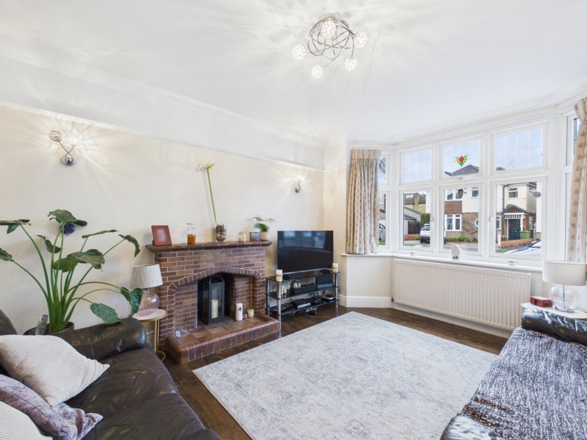 Images for Ashford, Surrey EAID:2640919782 BID:ASH