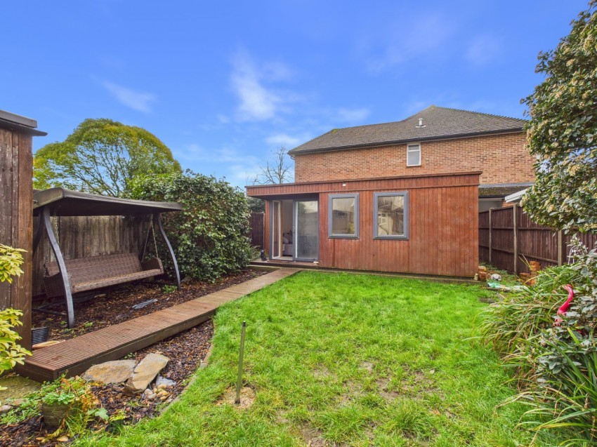 Images for Ashford, Surrey EAID:2640919782 BID:ASH