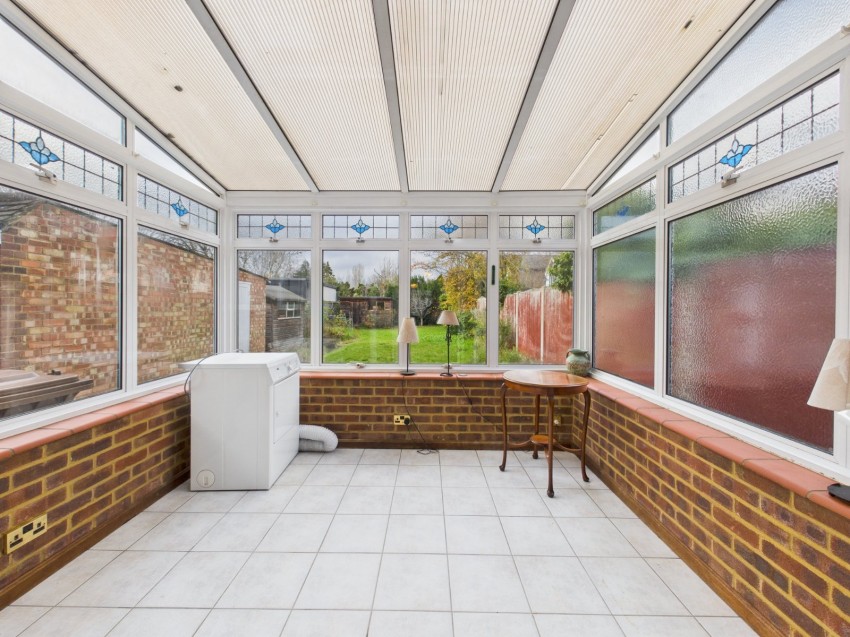 Images for Ashford, Surrey EAID:2640919782 BID:ASH