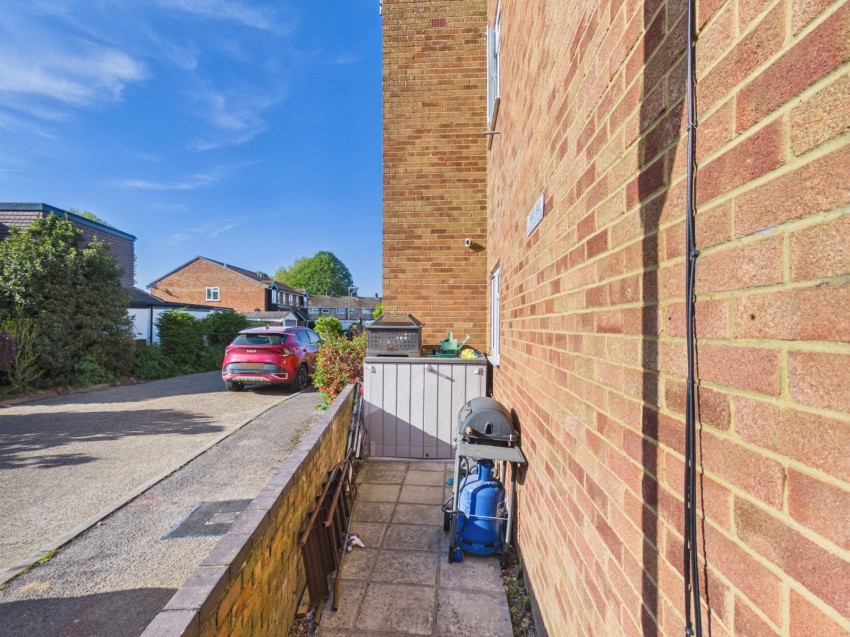 Images for Ashford, Surrey EAID:2640919782 BID:ASH