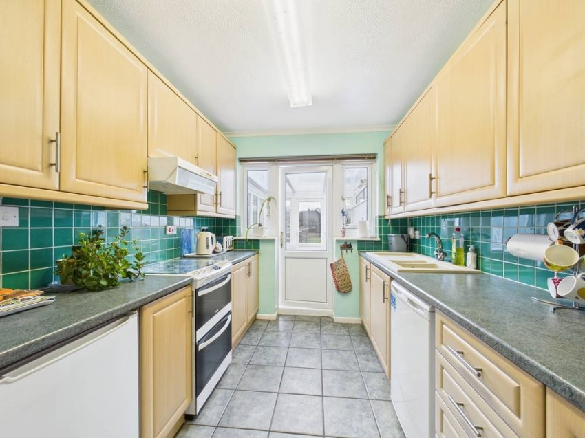 Images for Ashford, Surrey EAID:2640919782 BID:ASH