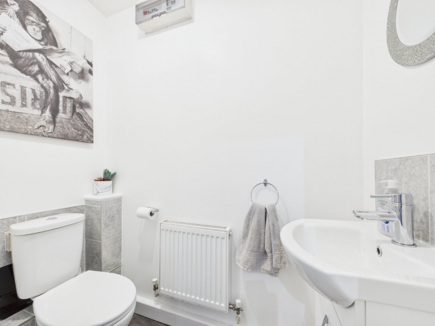 Images for Ashford, Surrey EAID:2640919782 BID:ASH