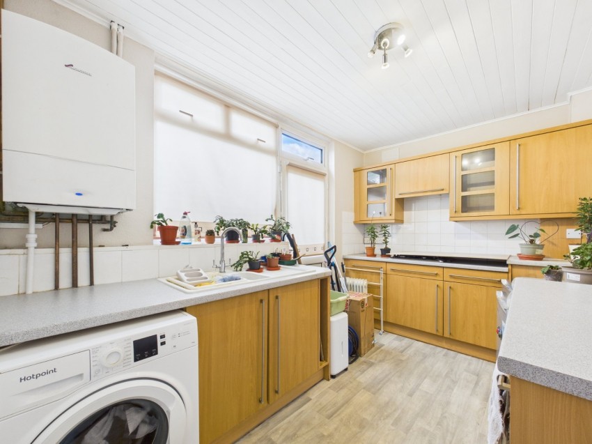 Images for Ashford, Surrey EAID:2640919782 BID:ASH