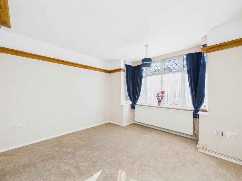 Images for Ashford, Surrey EAID:2640919782 BID:ASH