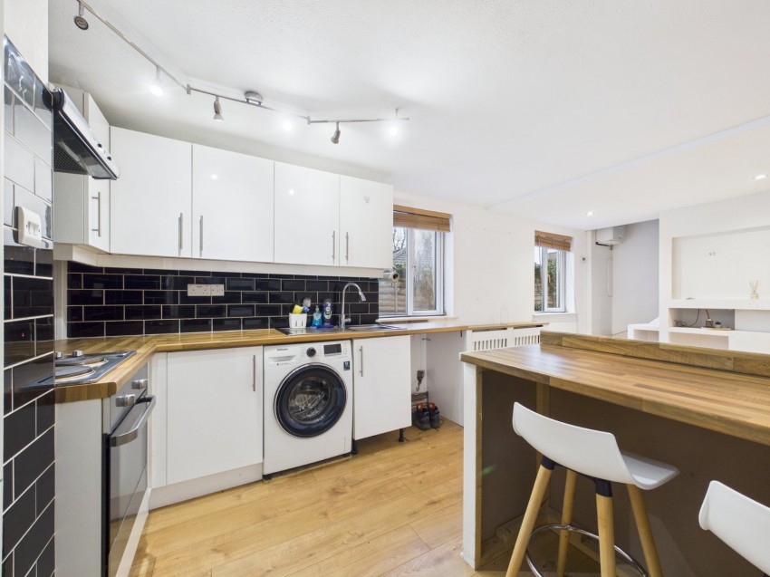 Images for Stanwell, Surrey EAID:2640919782 BID:ASH