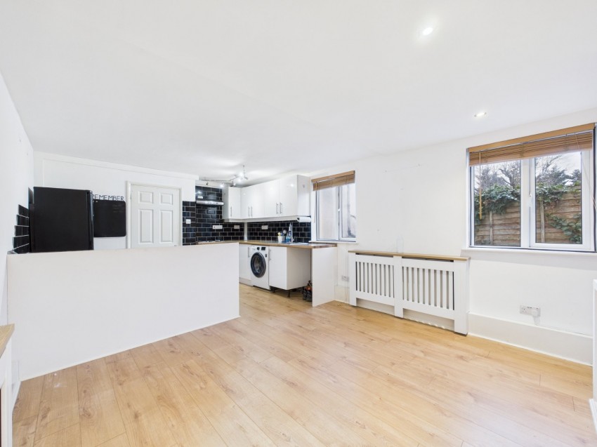 Images for Stanwell, Surrey EAID:2640919782 BID:ASH