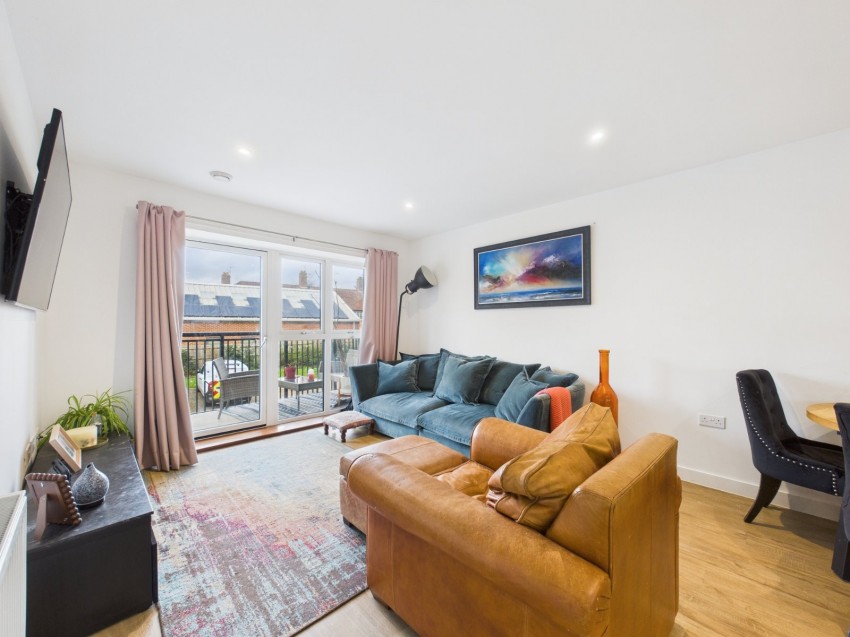 Images for Ashford, Surrey EAID:2640919782 BID:ASH