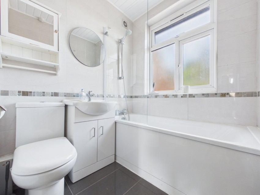 Images for Ashford, Surrey EAID:2640919782 BID:ASH
