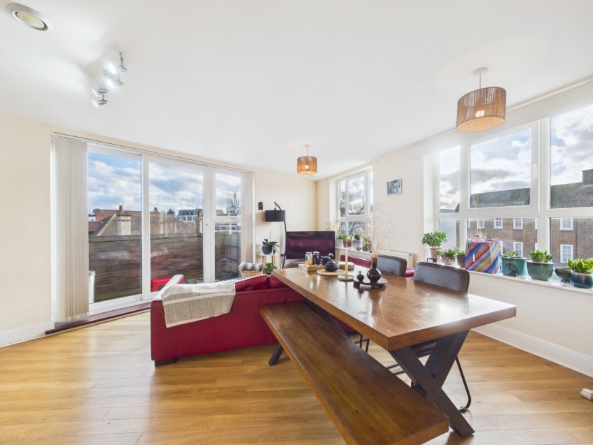 Images for Ashford, Surrey EAID:2640919782 BID:ASH