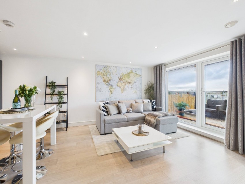 Images for Stanwell, Staines-upon-Thames, Surrey EAID:2640919782 BID:ASH