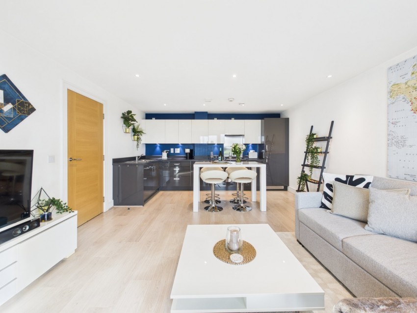 Images for Stanwell, Staines-upon-Thames, Surrey EAID:2640919782 BID:ASH