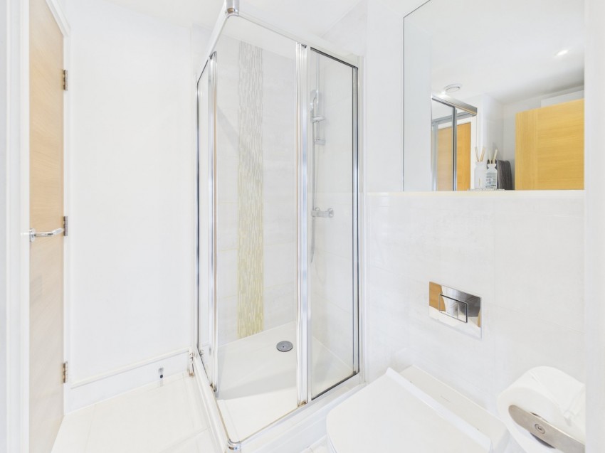 Images for Stanwell, Staines-upon-Thames, Surrey EAID:2640919782 BID:ASH