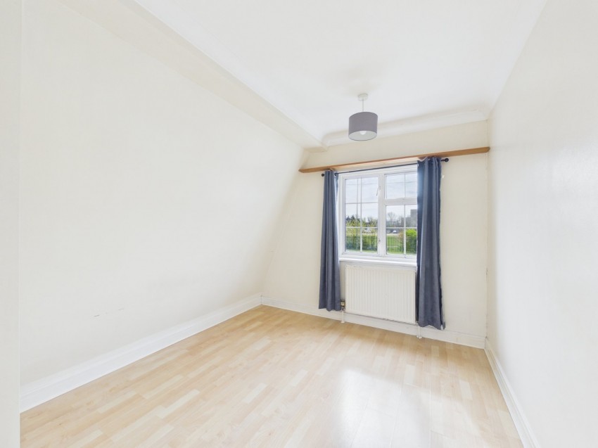 Images for Ashford, Surrey EAID:2640919782 BID:ASH