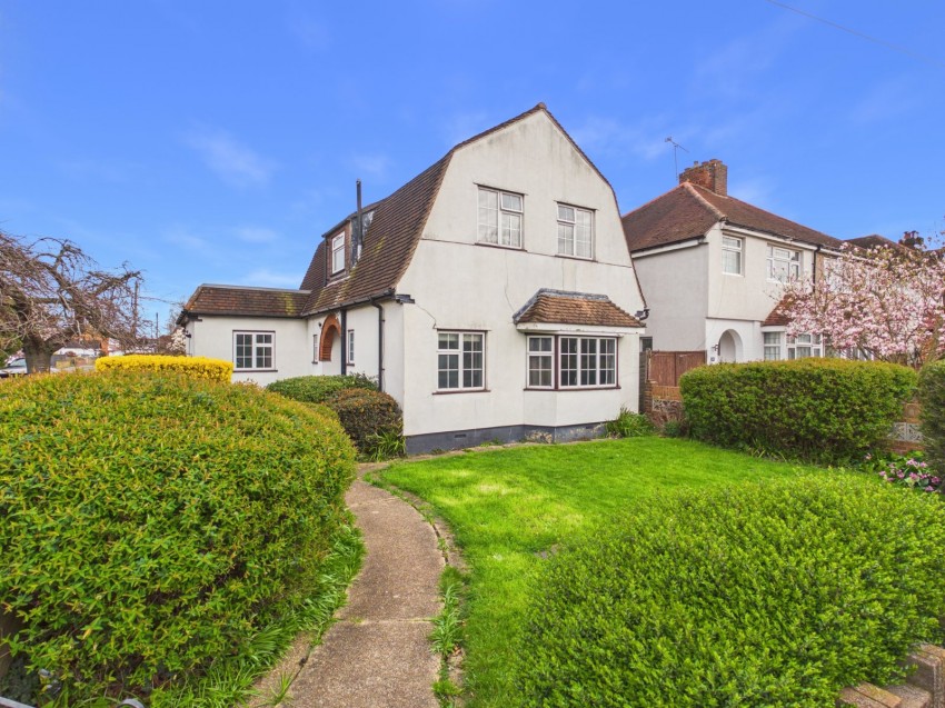 Images for Ashford, Surrey EAID:2640919782 BID:ASH