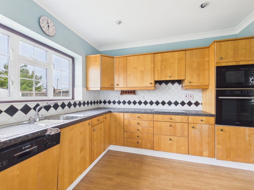 Images for Ashford, Surrey EAID:2640919782 BID:ASH
