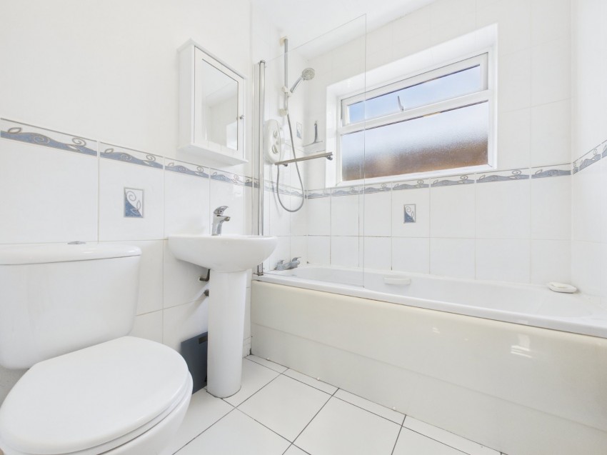 Images for Ashford, Surrey EAID:2640919782 BID:ASH