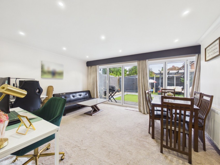 Images for Stanwell, Surrey EAID:2640919782 BID:ASH