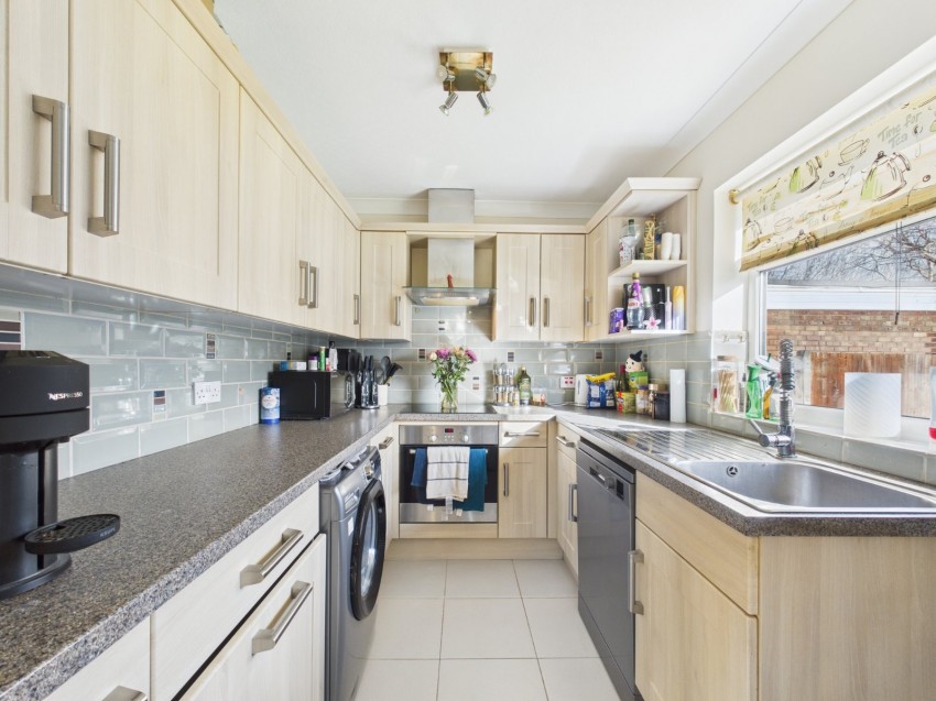 Images for Ashford, Surrey EAID:2640919782 BID:ASH