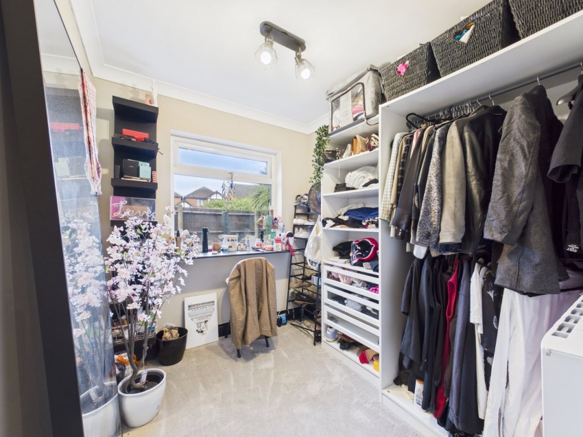 Images for Ashford, Surrey EAID:2640919782 BID:ASH