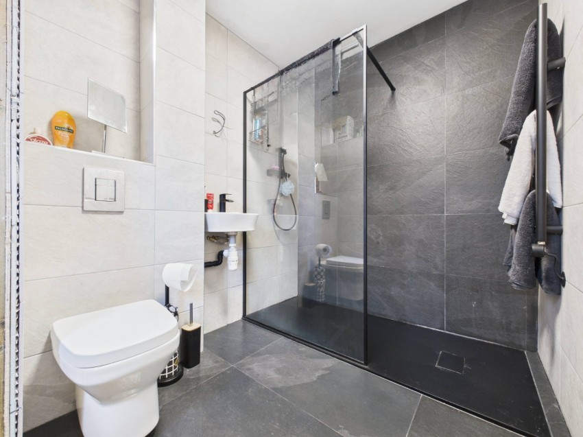 Images for Ashford, Surrey EAID:2640919782 BID:ASH