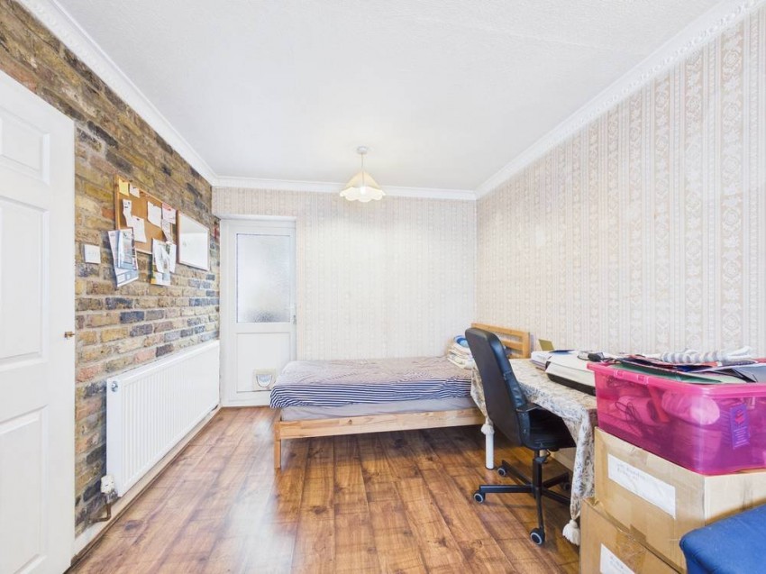 Images for Ashford, Surrey EAID:2640919782 BID:ASH