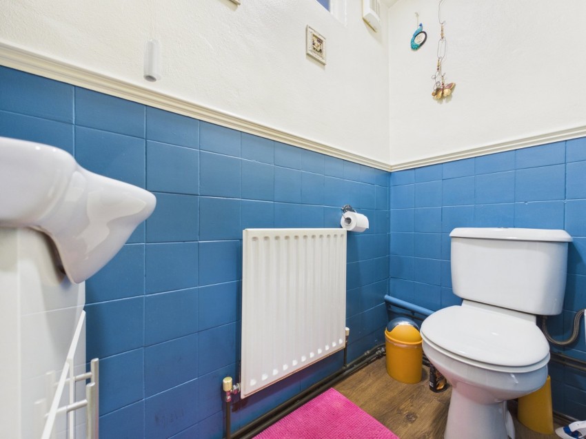 Images for Ashford, Surrey EAID:2640919782 BID:ASH