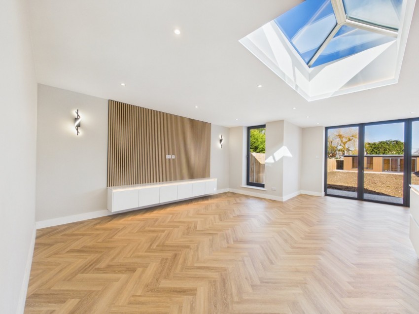 Images for Ashford, Surrey EAID:2640919782 BID:ASH