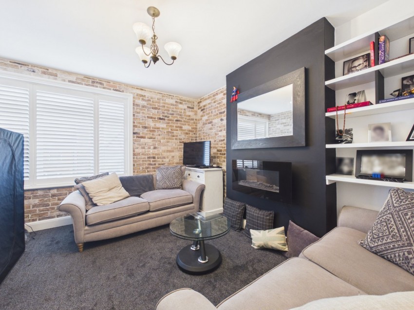 Images for Ashford, Surrey EAID:2640919782 BID:ASH