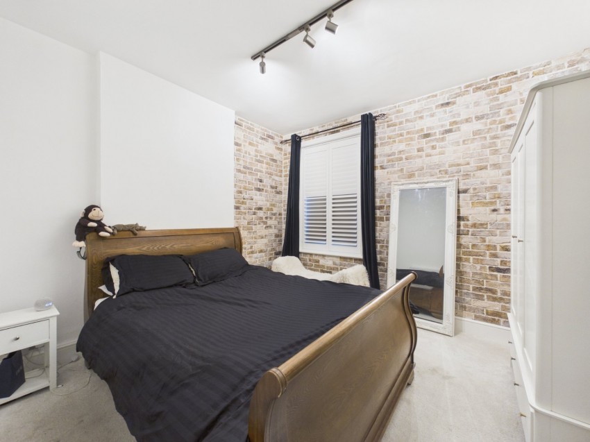 Images for Ashford, Surrey EAID:2640919782 BID:ASH