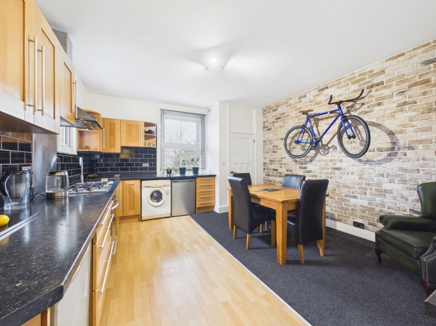 Images for Ashford, Surrey EAID:2640919782 BID:ASH