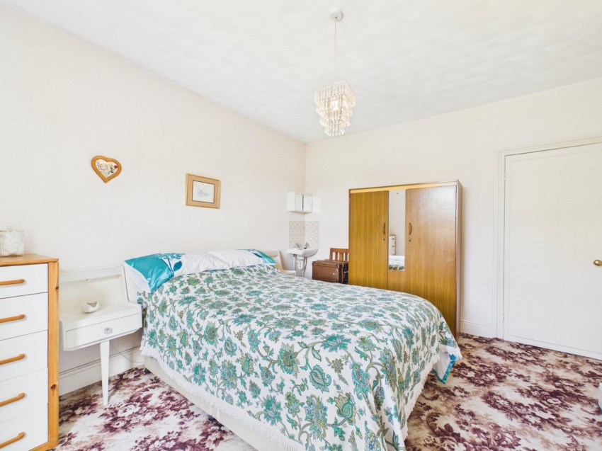 Images for Ashford, Surrey EAID:2640919782 BID:ASH