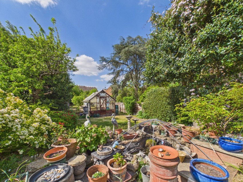 Images for Ashford, Surrey EAID:2640919782 BID:ASH