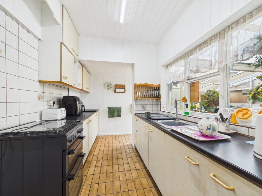 Images for Ashford, Surrey EAID:2640919782 BID:ASH