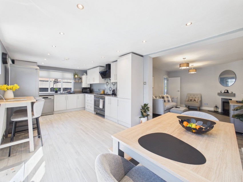 Images for Ashford, Surrey EAID:2640919782 BID:ASH