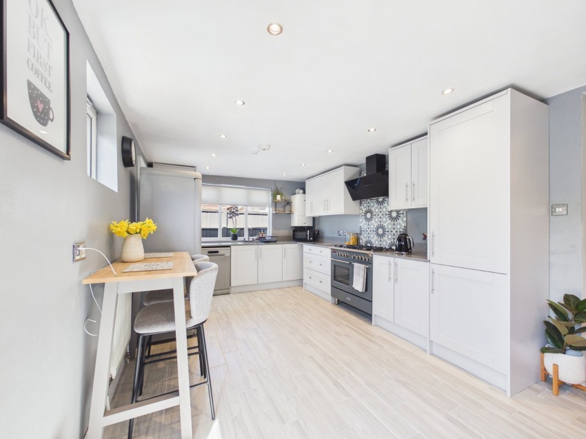 Images for Ashford, Surrey EAID:2640919782 BID:ASH
