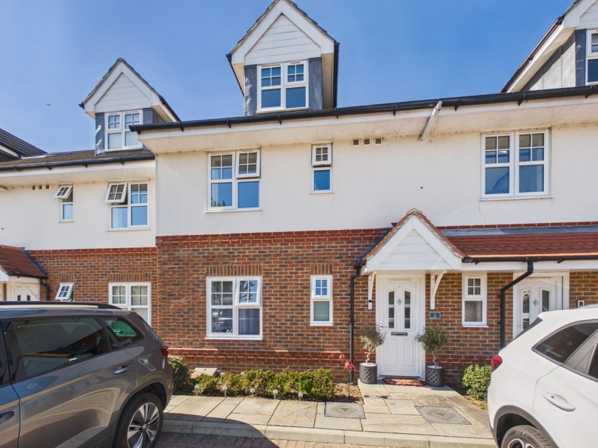 Images for Ashford, Surrey EAID:2640919782 BID:ASH
