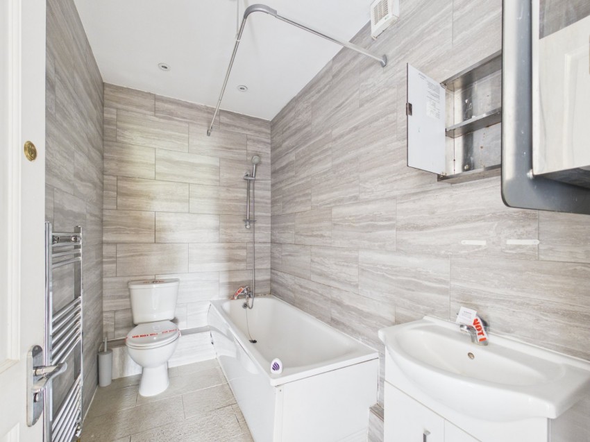 Images for Ashford, Middlesex EAID:2640919782 BID:ASH