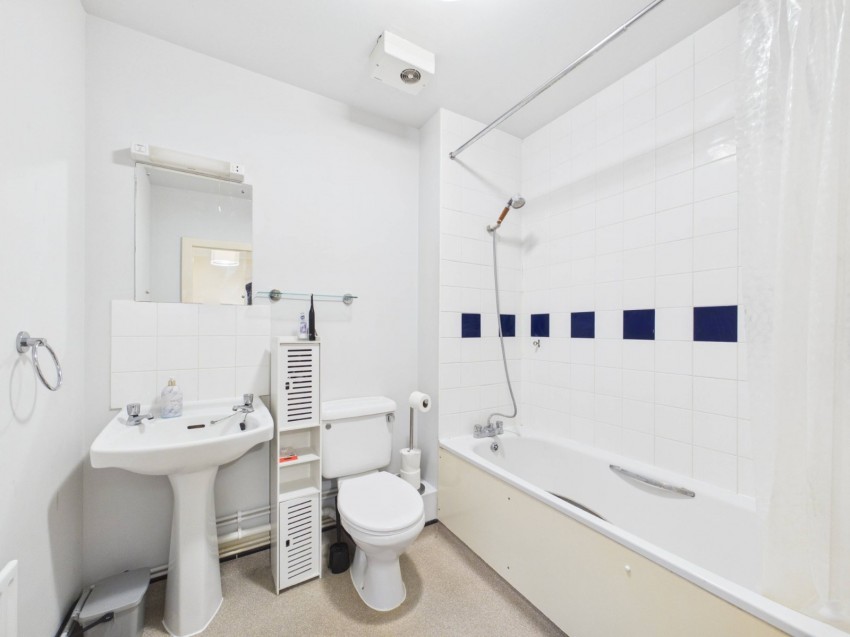 Images for Stanwell, Surrey EAID:2640919782 BID:ASH