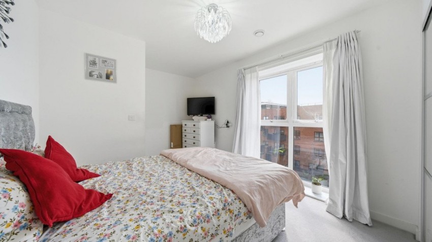 Images for Ashford, Surrey EAID:2640919782 BID:ASH