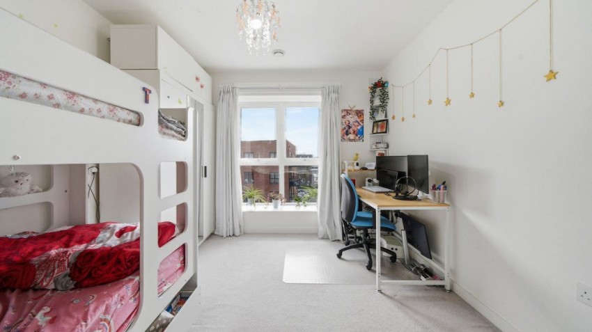 Images for Ashford, Surrey EAID:2640919782 BID:ASH