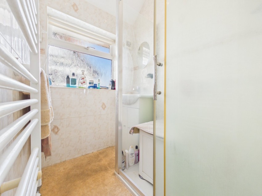 Images for Ashford, Surrey EAID:2640919782 BID:ASH
