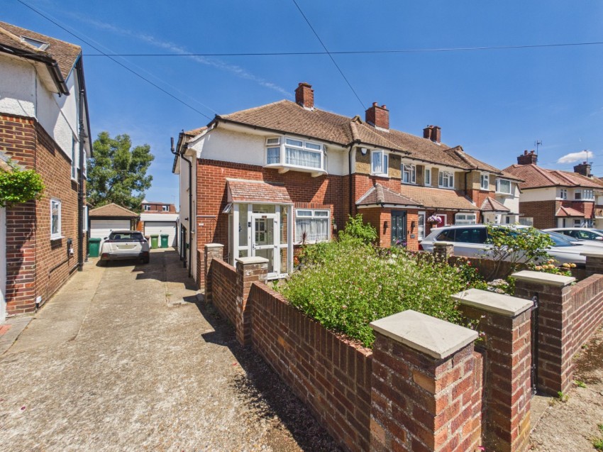 Images for Ashford, Surrey EAID:2640919782 BID:ASH
