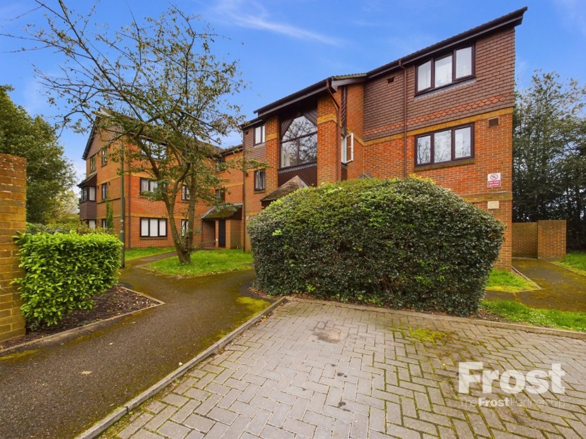 Images for Stanwell, Staines-Upon-Thames, Middlesex EAID:2640919782 BID:ASL