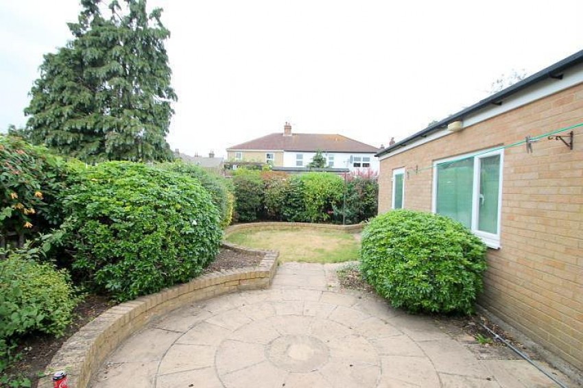 Images for Ashford, Surrey EAID:2640919782 BID:ASL