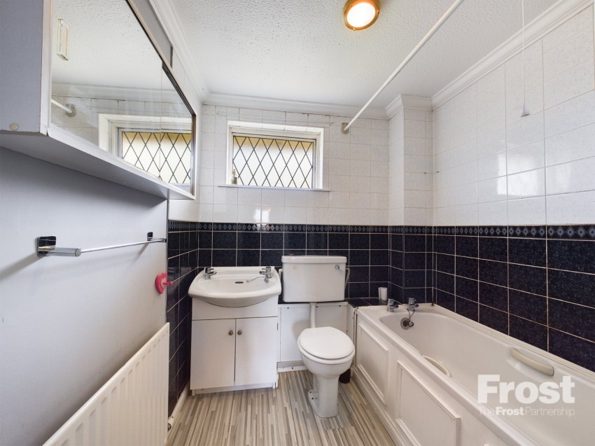 Images for Maisie Webster Close, Stanwell, Staines-Upon-Thames EAID:2640919782 BID:ASL