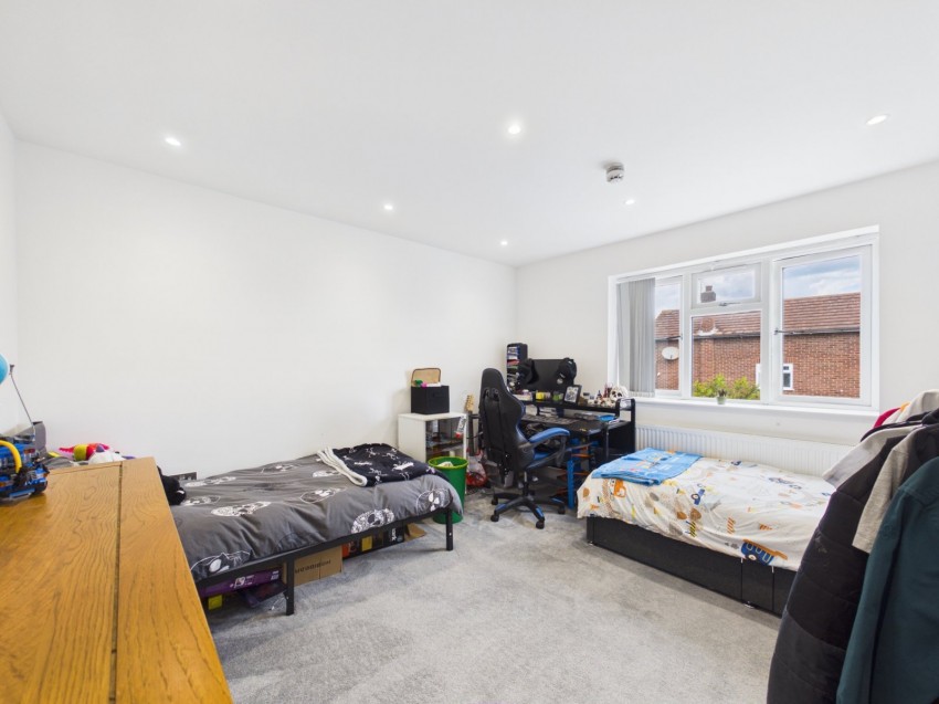 Images for Ashford, Surrey EAID:2640919782 BID:ASL