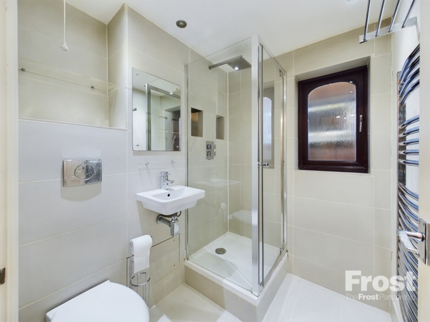 Images for Ashford, Surrey EAID:2640919782 BID:ASL