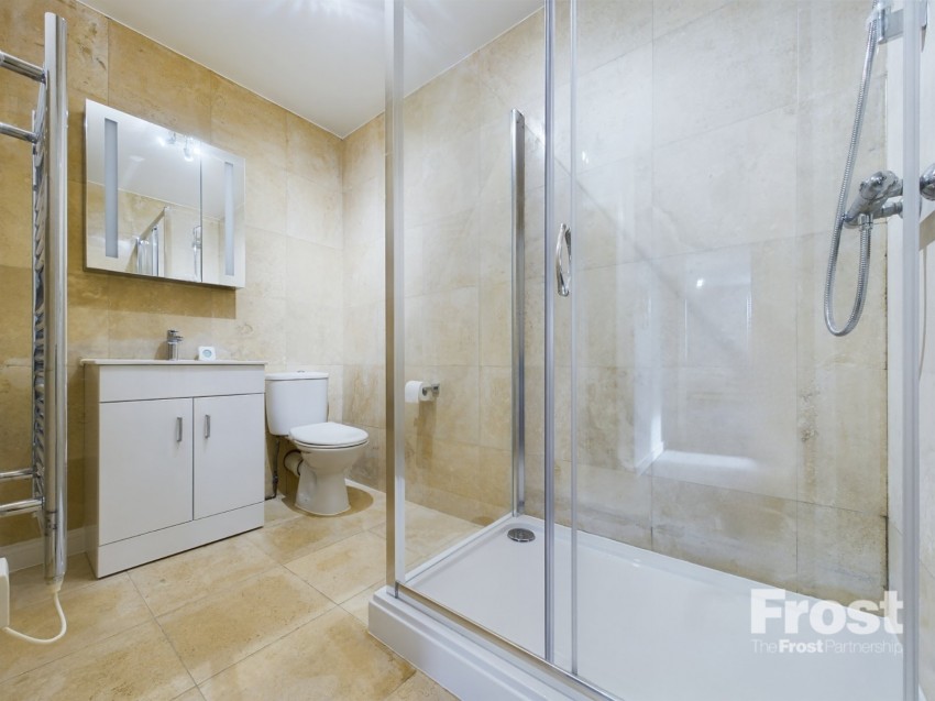 Images for Ashford, Surrey EAID:2640919782 BID:ASL