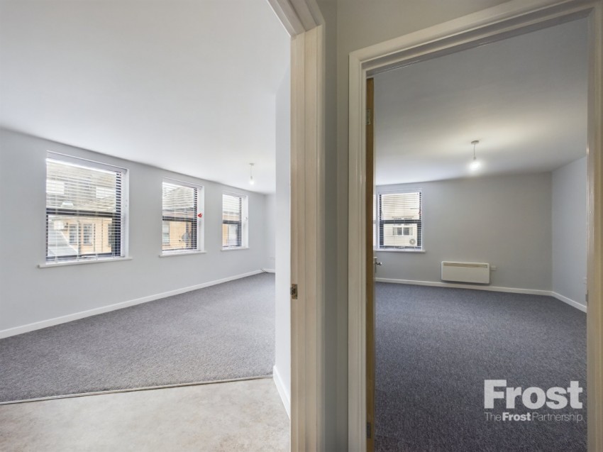 Images for Ashford, Surrey EAID:2640919782 BID:ASL