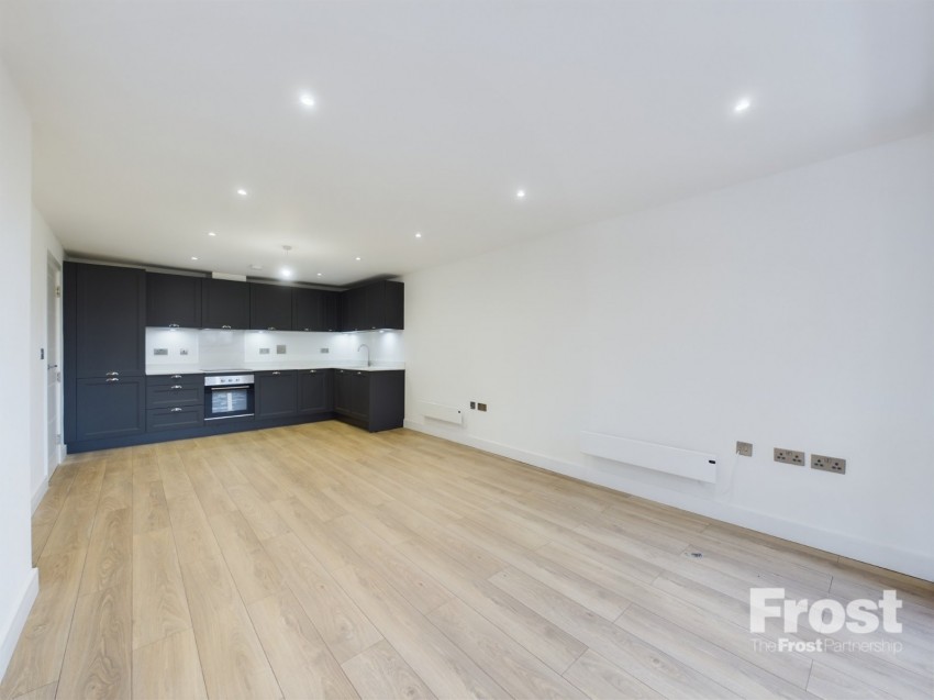 Images for Green Street, Sunbury-on-Thames, Surrey EAID:2640919782 BID:ASL